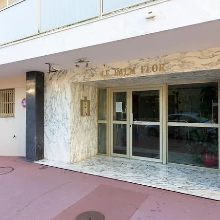 Rooftop View - 2 Bdr 2 Bthr 1 Toil - Clim Terrace Elevator Small Parking Apartamento *