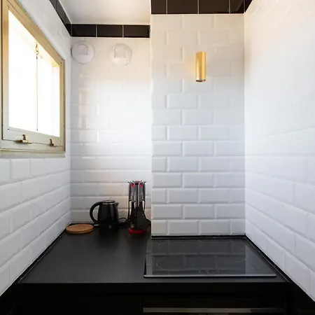 Rooftop View - 2 Bdr 2 Bthr 1 Toil - Clim Terrace Elevator Small Parking Lejlighed