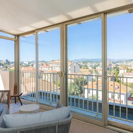 Rooftop View - 2 Bdr 2 Bthr 1 Toil - Clim Terrace Elevator Small Parking Апартаменты