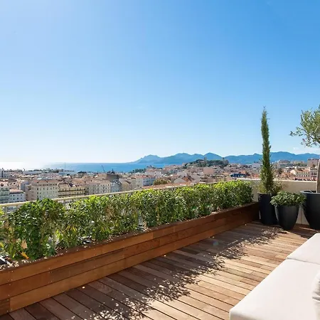 Apartment Rooftop Soha - 2 Bdr 2 Bthr 1 Toil - Clim Terrace Elevator Small Parking *