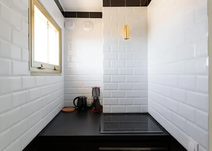 Rooftop View - 2 Bdr 2 Bthr 1 Toil - Clim Terrace Elevator Small Parking Daire